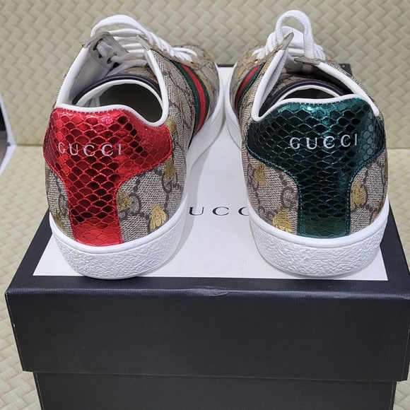 Gucci GG supreme low top ace with bees - Picture 2 of 13